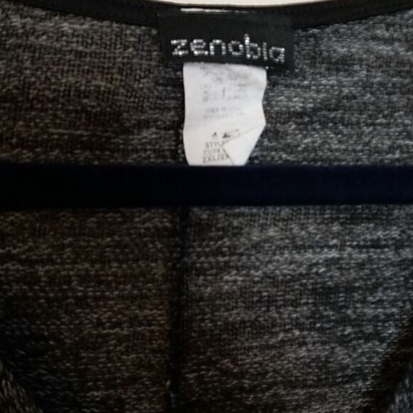 Zenobia sweater size 2X - Picture 2 of 3